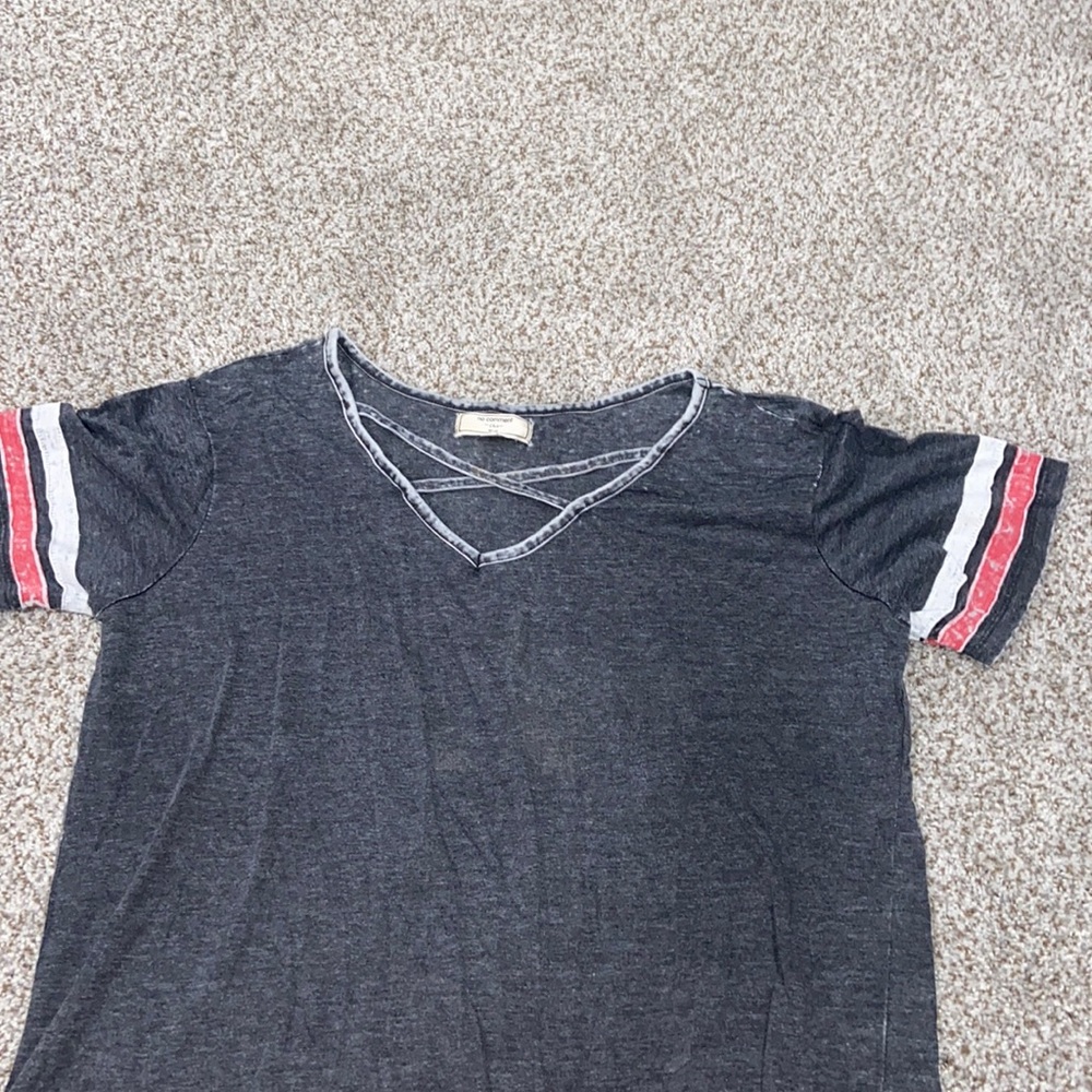 Criss-Cross V Neck